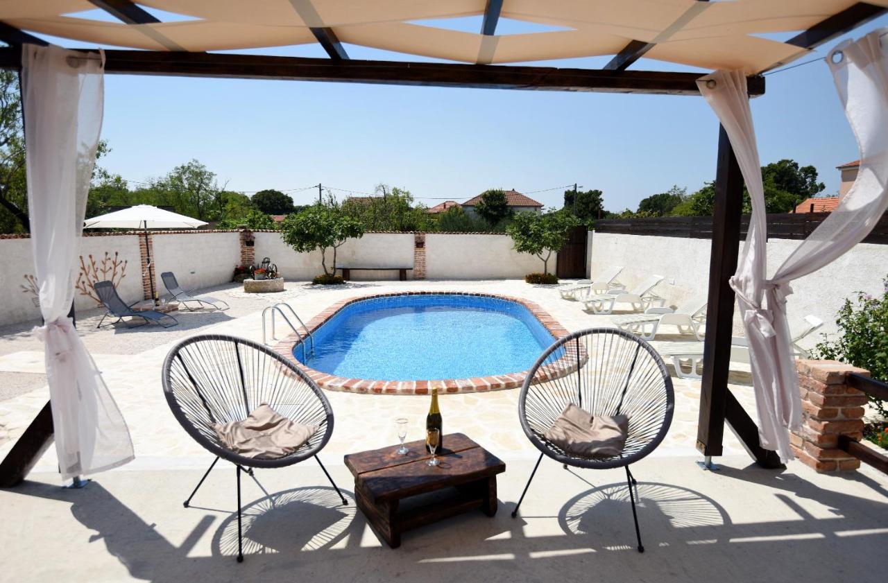 House & Apartment Palaca Donji Zemunik 外观 照片