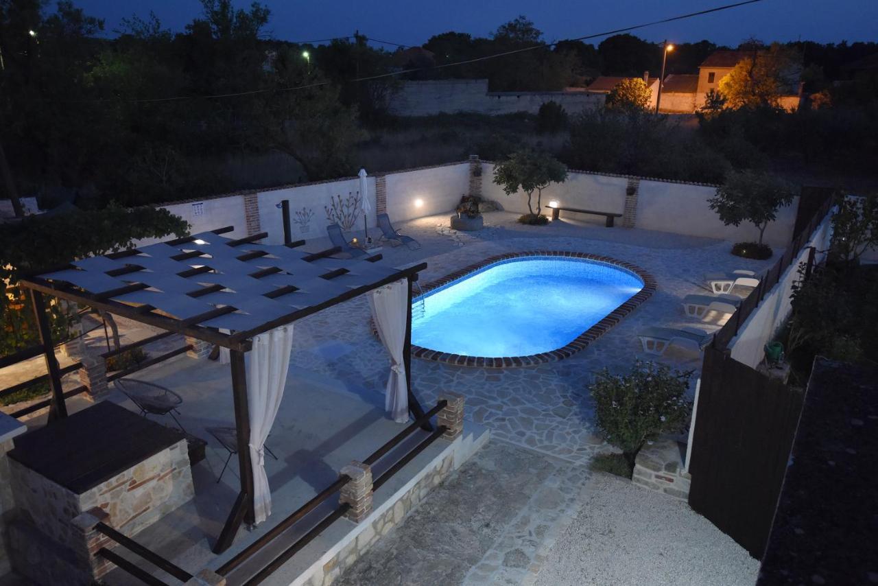 House & Apartment Palaca Donji Zemunik 外观 照片