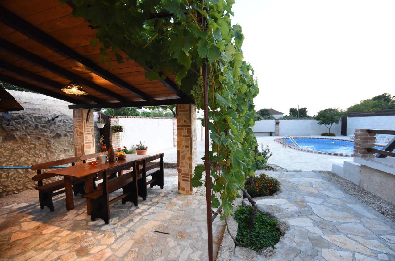 House & Apartment Palaca Donji Zemunik 外观 照片