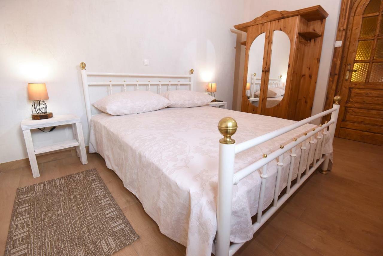 House & Apartment Palaca Donji Zemunik 外观 照片