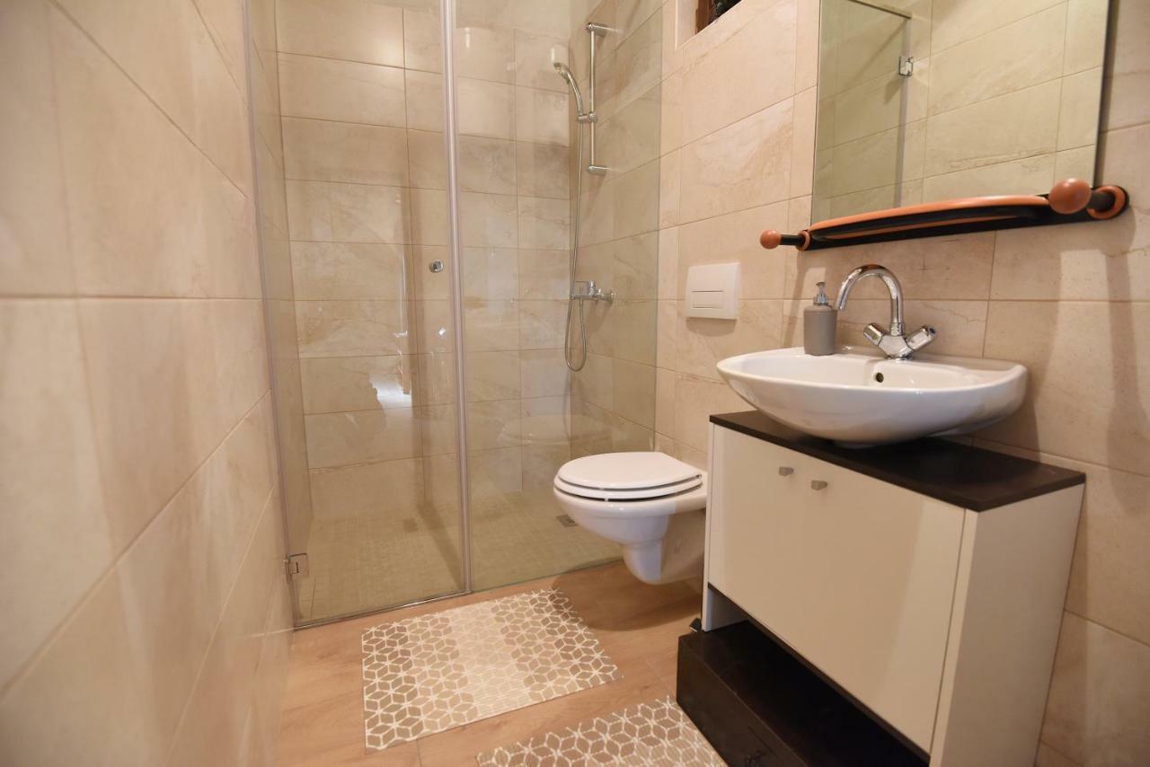 House & Apartment Palaca Donji Zemunik 外观 照片