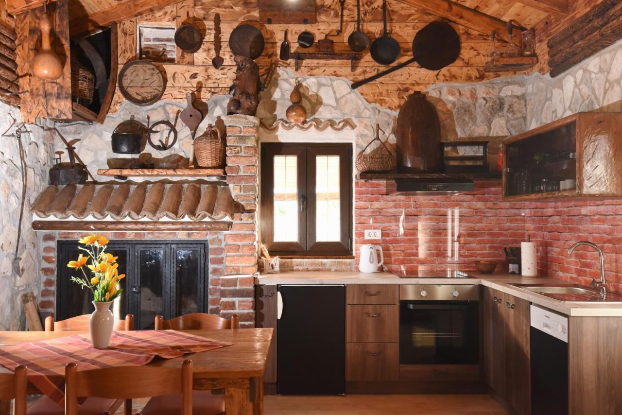 House & Apartment Palaca Donji Zemunik 外观 照片